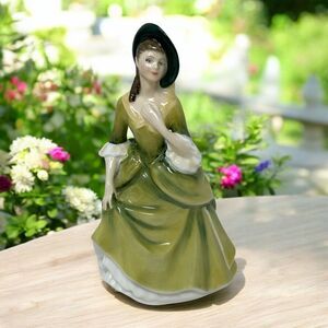 Royal Doulton Sandra HN 2401 Figurine Peggy Davies August Hand Painted Porcelain